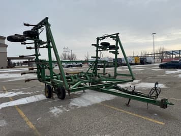 Main image John Deere 1610